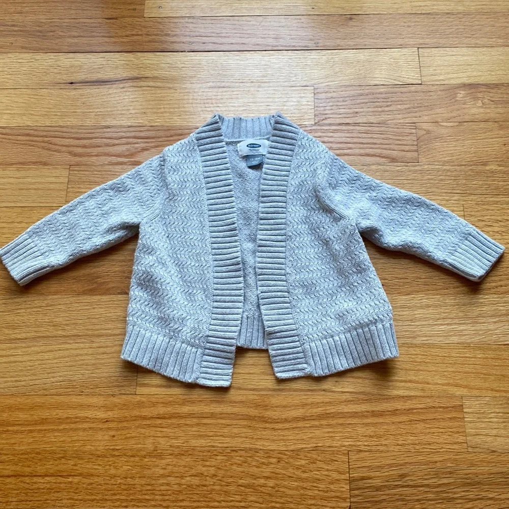 Old Navy 12-18 Month Light Gray Knit Cotton Cardigan